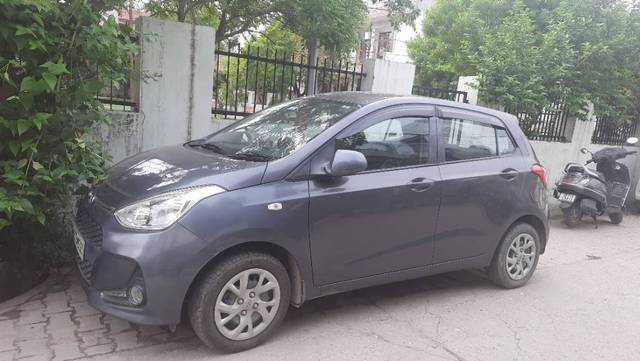 https://images10.gaadi.com/usedgaadi-sellcar/UsedCar/f5321499a/86353219-fb89-4ecd-b06e-6ed53a5601a5.jpg?imwidth=6400