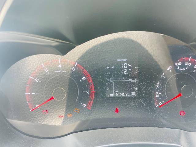 https://images10.gaadi.com/usedgaadi-sellcar/UsedCar/f53229d0a/5c1114ed-c317-4b39-ab07-65ea668ba653.jpeg?imwidth=6400