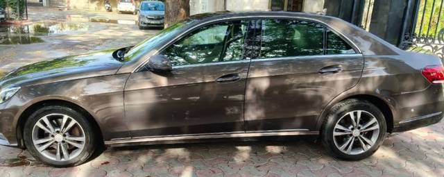 https://images10.gaadi.com/usedgaadi-sellcar/UsedCar/f53379cba/71ce469c-f58c-44b9-a9a4-b4755d49bab3.jpeg?imwidth=6402