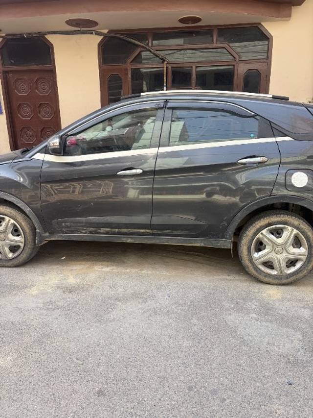 https://images10.gaadi.com/usedgaadi-sellcar/UsedCar/f533b1cca/c0187589-ec18-441b-b6e5-0388da41d568.jpeg?imwidth=6402