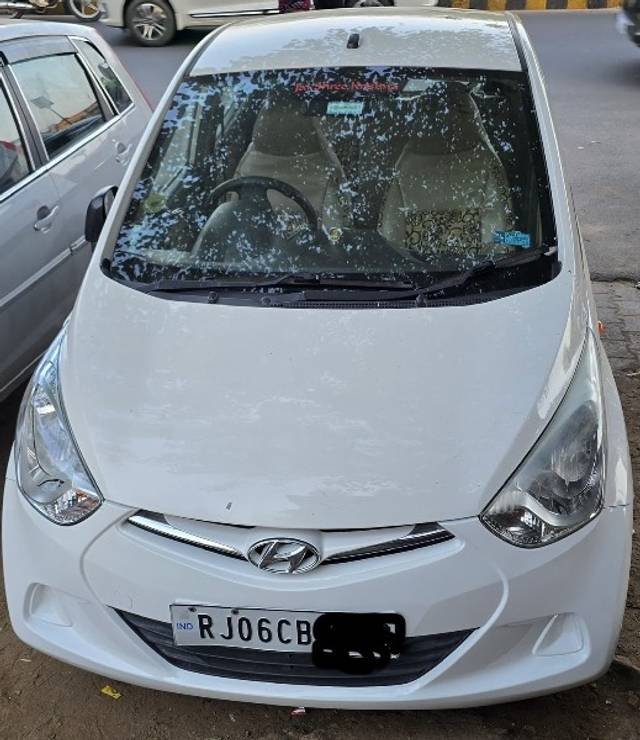 https://images10.gaadi.com/usedgaadi-sellcar/UsedCar/f533e3a7a/765fed16-feed-413f-80f5-1e8bb44f0b02.jpeg?imwidth=6400