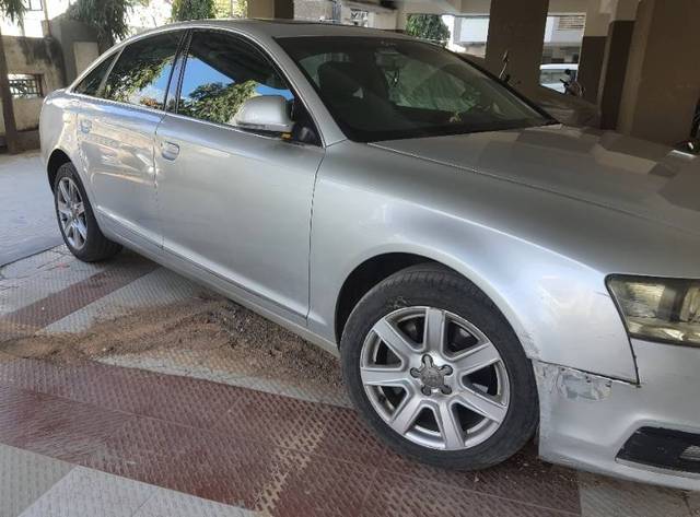 https://images10.gaadi.com/usedgaadi-sellcar/UsedCar/f533fe13a/ee03cbc4-e027-49d4-8b2a-ad4635b87f69.jpg?imwidth=6400
