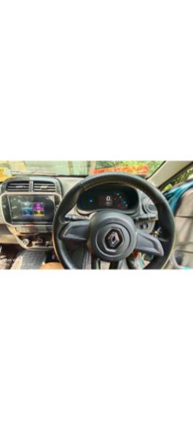 https://images10.gaadi.com/usedgaadi-sellcar/UsedCar/f5340518a/473168b2-9403-4f69-a5f0-5d4b1ea0972f.jpg?imwidth=6401