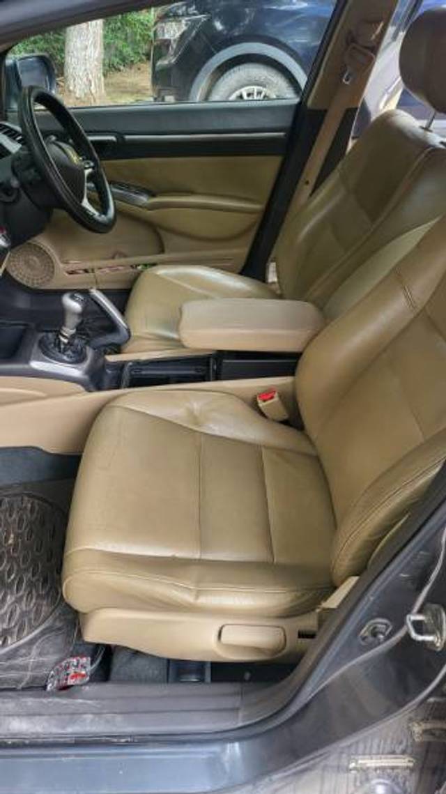 https://images10.gaadi.com/usedgaadi-sellcar/UsedCar/f5341605a/5110164e-01ec-4521-86c3-8ce705b35391.jpg?imwidth=6401