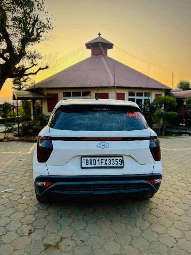 https://images10.gaadi.com/usedgaadi-sellcar/UsedCar/f5347a7aa/8010dad8-8736-425c-9457-66c918b7ecc8.jpeg?imwidth=6401