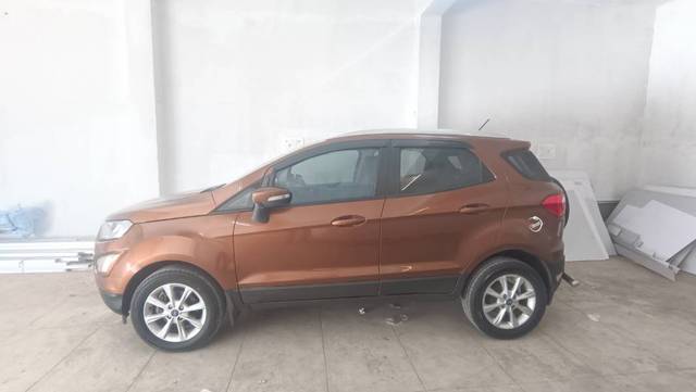 https://images10.gaadi.com/usedgaadi-sellcar/UsedCar/f534beada/0ac442ad-a7be-423b-9ad9-cef2a242d25f.jpg?imwidth=6402
