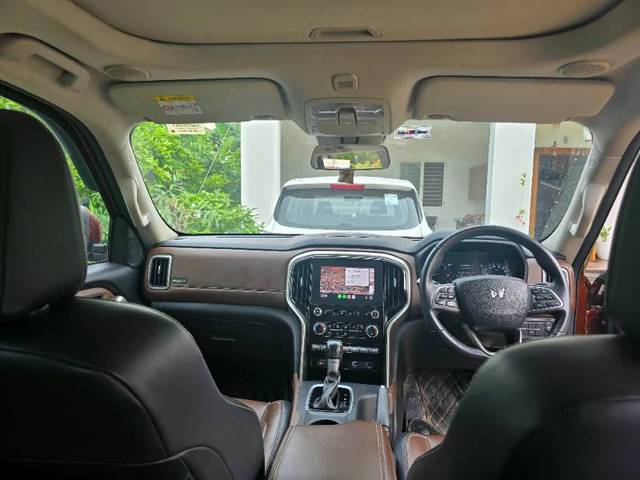 https://images10.gaadi.com/usedgaadi-sellcar/UsedCar/f5350445a/4527ece8-66fa-4b87-be3a-32d8f803e9e5.jpg?imwidth=6401