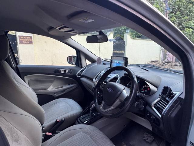 https://images10.gaadi.com/usedgaadi-sellcar/UsedCar/f535bc29a/67c4952a-baac-4261-981b-3ab2a390c3b2.jpeg?imwidth=6402