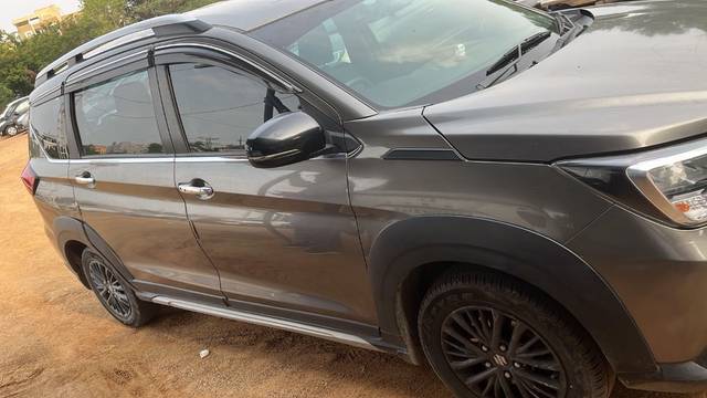 https://images10.gaadi.com/usedgaadi-sellcar/UsedCar/f535eea1a/56699675-f961-4f1a-be2d-5403c505a47b.jpeg?imwidth=6401