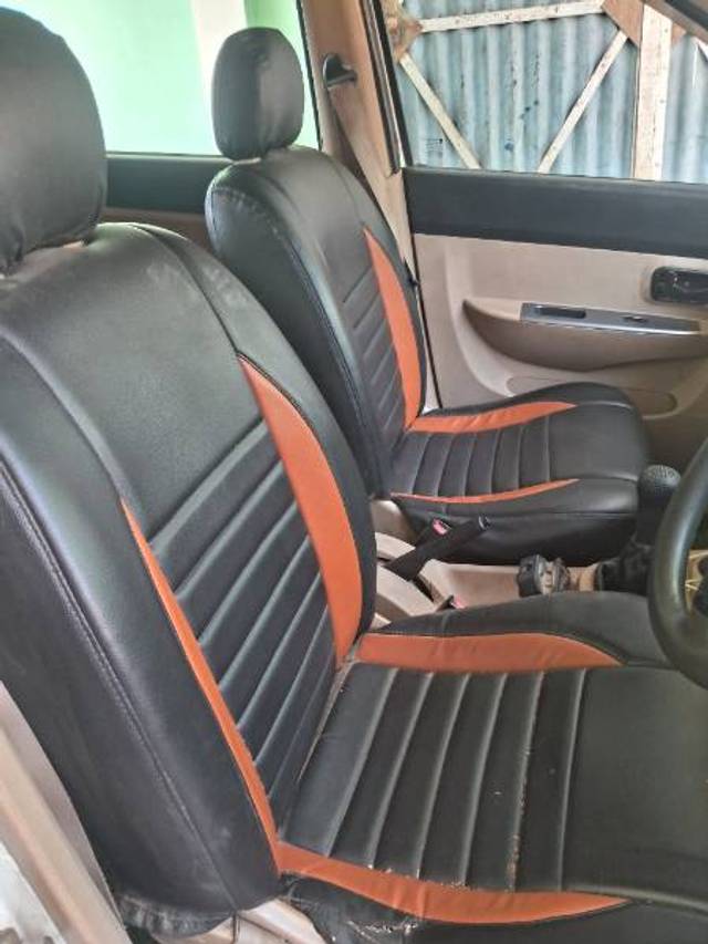 https://images10.gaadi.com/usedgaadi-sellcar/UsedCar/f53636a1a/a5706b63-1d89-48d3-8422-d2b329384950.jpg?imwidth=6401