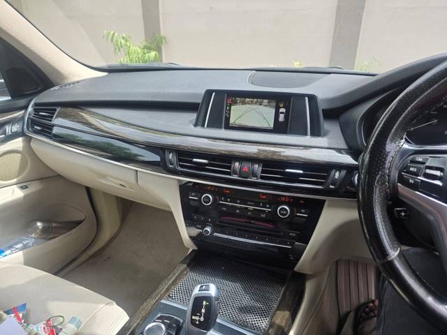 https://images10.gaadi.com/usedgaadi-sellcar/UsedCar/f536378da/1b58c769-01c0-43a5-972a-a2b94dbab236.jpeg?imwidth=6402