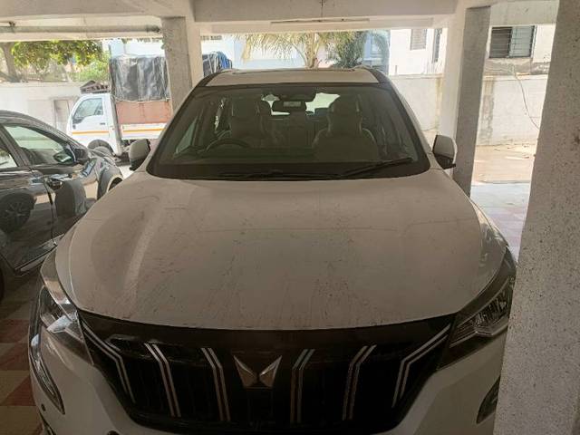 https://images10.gaadi.com/usedgaadi-sellcar/UsedCar/f5367232a/ebbfd71e-df3f-45a5-9c56-e3deb6af448f.jpg?imwidth=6400