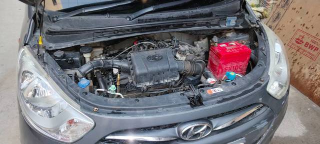 https://images10.gaadi.com/usedgaadi-sellcar/UsedCar/f5368735a/f2c7d64f-fc69-4c7b-b21c-10dddbd2d3ec.jpg?imwidth=6402