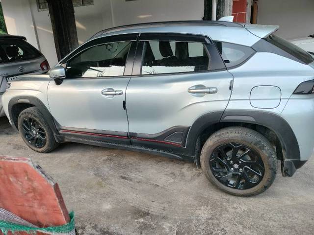 https://images10.gaadi.com/usedgaadi-sellcar/UsedCar/f536f81ca/f2f9acc2-a5ac-4e5b-82f0-0cb7fcaffd8a.jpg?imwidth=6400