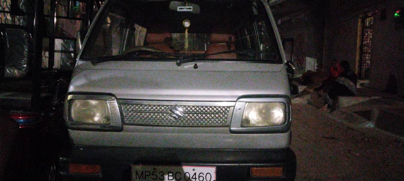 Used Petrol Minivan Cars in Dang Check Second Hand Petrol