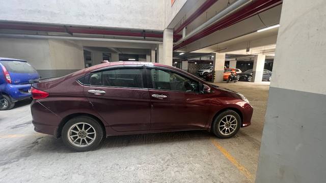 https://images10.gaadi.com/usedgaadi-sellcar/UsedCar/f5375fcca/914ef835-89df-42ff-8bc7-932843001601.jpeg?imwidth=6401