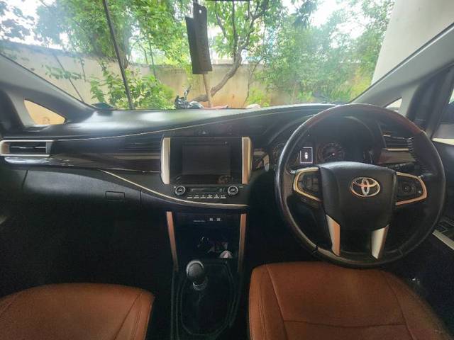 https://images10.gaadi.com/usedgaadi-sellcar/UsedCar/f53761a9a/2c3b7d79-e4cb-4066-b211-f3835e788ed3.jpg?imwidth=6402