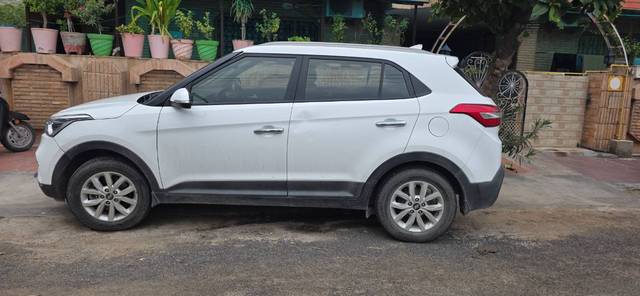 https://images10.gaadi.com/usedgaadi-sellcar/UsedCar/f53798f2a/160e5acd-c906-48e3-ae7a-d9089e979ff4.jpg?imwidth=6402