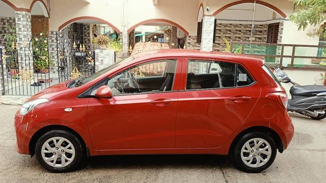 https://images10.gaadi.com/usedgaadi-sellcar/UsedCar/f537d80ea/786fb794-dda2-4238-a7e5-6772e8981d62.jpg?imwidth=6402