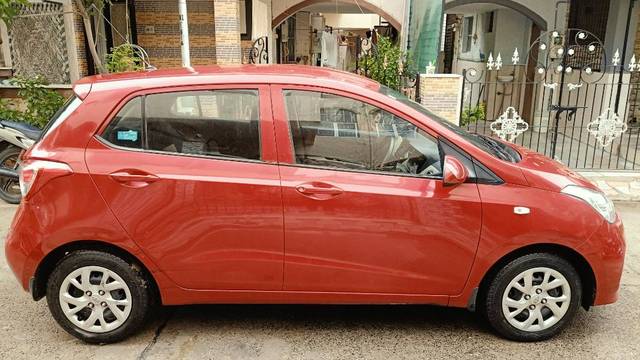 https://images10.gaadi.com/usedgaadi-sellcar/UsedCar/f537d80ea/a7bd71fe-571a-4581-b745-23d6fd63d448.jpg?imwidth=6401