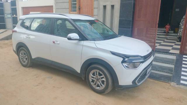 https://images10.gaadi.com/usedgaadi-sellcar/UsedCar/f5382b5fa/44becbaf-30c1-4e4e-9fd5-b1597f2bdb86.jpg?imwidth=6400