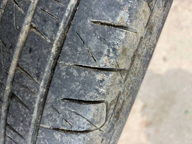 https://images10.gaadi.com/usedgaadi-sellcar/UsedCar/f538449da/206102cf-a5c6-43b2-8e2e-72955a93c1e3.jpg?imwidth=6402