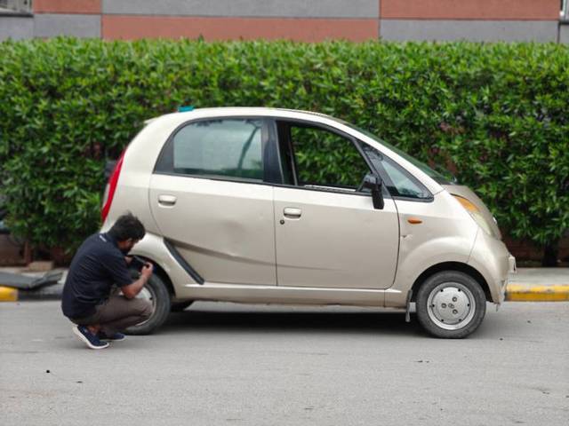 https://images10.gaadi.com/usedgaadi-sellcar/UsedCar/f538964ca/9cfa1f33-e2c7-4dbe-9004-7ab7b8c09f95.jpg?imwidth=6401