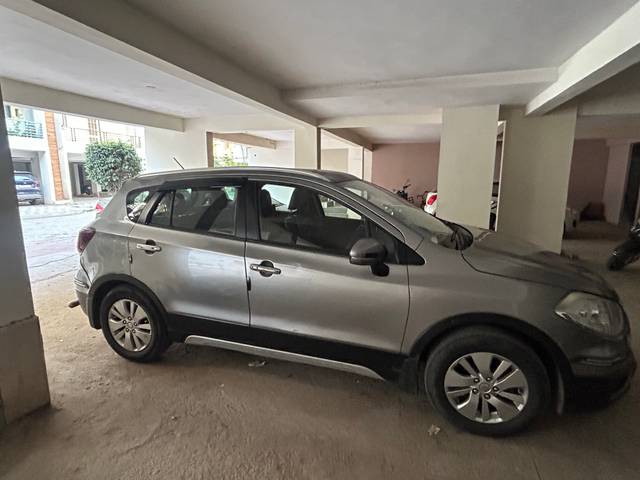 https://images10.gaadi.com/usedgaadi-sellcar/UsedCar/f538c267a/6921c2c0-cccd-489b-9056-e4855ed00007.jpeg?imwidth=6401
