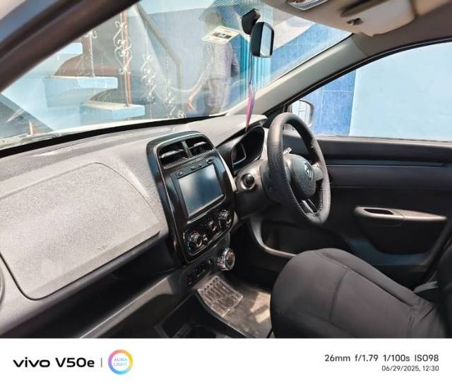 https://images10.gaadi.com/usedgaadi-sellcar/UsedCar/f5394b61a/8f48a986-a2cf-4e63-84ab-1919fffc9534.jpg?imwidth=6401