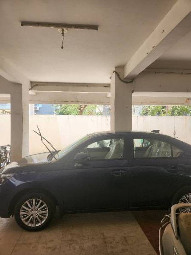 https://images10.gaadi.com/usedgaadi-sellcar/UsedCar/f539b427a/6226e0e4-2259-48cb-8ec9-9fb55572dc52.jpg?imwidth=6402