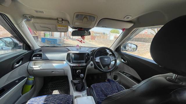 https://images10.gaadi.com/usedgaadi-sellcar/UsedCar/f539c0a8a/2a031456-839e-4eca-99ef-ce3f78a83f43.jpeg?imwidth=6402