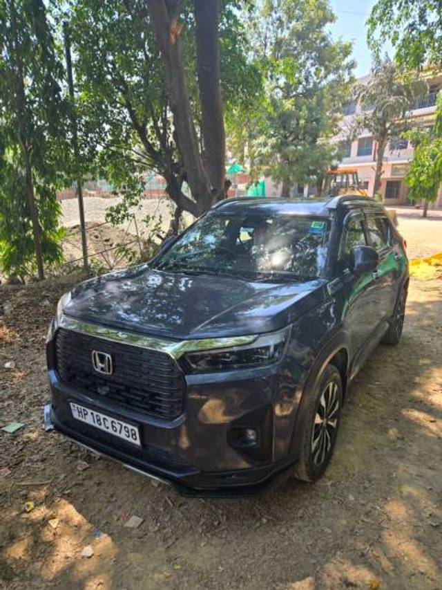 https://images10.gaadi.com/usedgaadi-sellcar/UsedCar/f539f468a/026a6bf4-273d-45ef-9268-8a968ebb4885.jpg?imwidth=6400