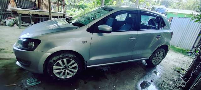 https://images10.gaadi.com/usedgaadi-sellcar/UsedCar/f53b3e7fa/7ebb8217-075f-40d3-9953-5297422b8fa5.jpg?imwidth=6400