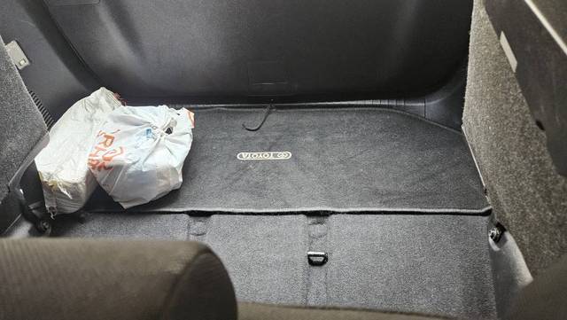 https://images10.gaadi.com/usedgaadi-sellcar/UsedCar/f53bb682a/c433a1d3-eda4-47a0-b38e-bc55c736c1e4.jpeg?imwidth=6402