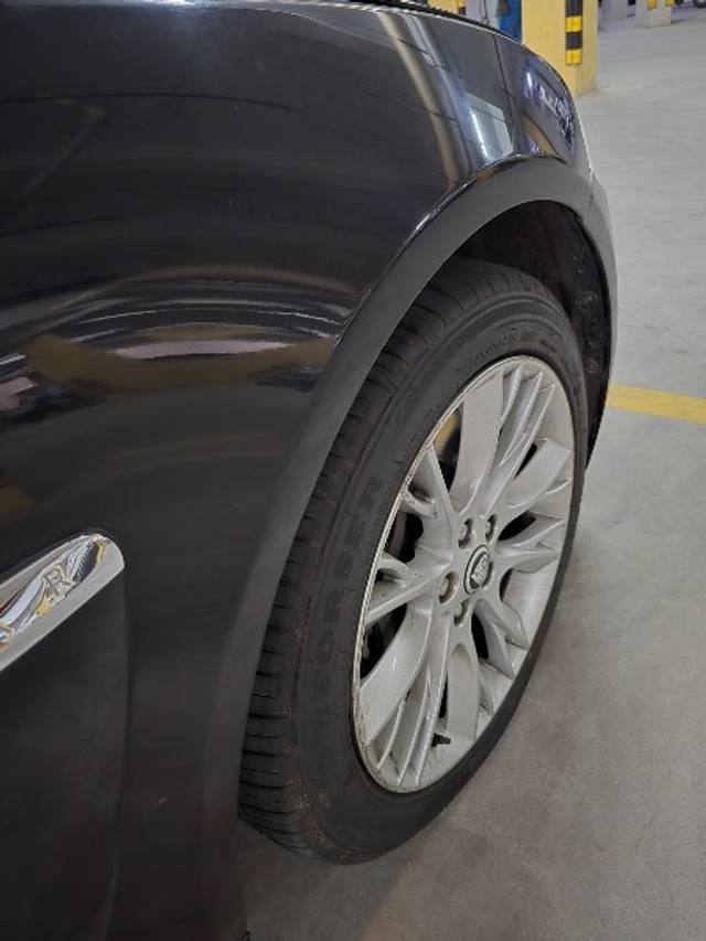 https://images10.gaadi.com/usedgaadi-sellcar/UsedCar/f53bce8ca/90794411-0fd3-4822-b0d4-d33e6fe87ee2.jpeg?imwidth=6402