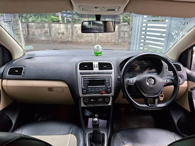 https://images10.gaadi.com/usedgaadi-sellcar/UsedCar/f53bd54da/498cd5db-d8a9-4646-82f6-be71dc7e21cd.jpg?imwidth=6402