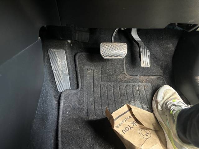 https://images10.gaadi.com/usedgaadi-sellcar/UsedCar/f53c8a28a/93d17849-3e87-4ccd-afb8-b63006da03f4.jpeg?imwidth=6401
