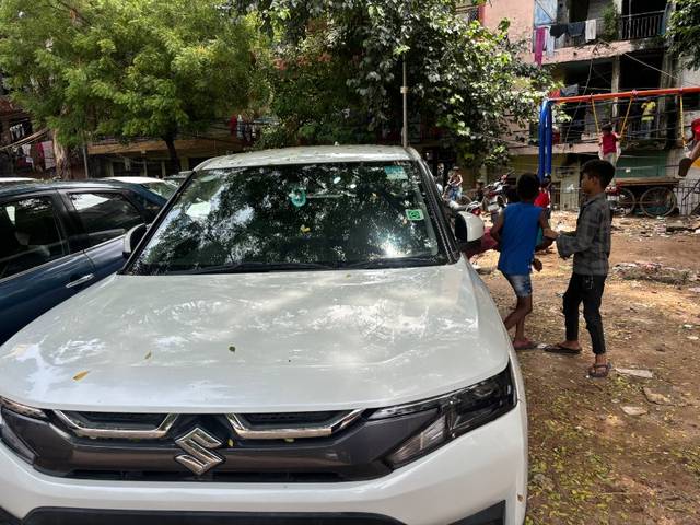 https://images10.gaadi.com/usedgaadi-sellcar/UsedCar/f53c8a28a/a7698b3b-4992-4186-b347-6d3524b05045.jpeg?imwidth=6400