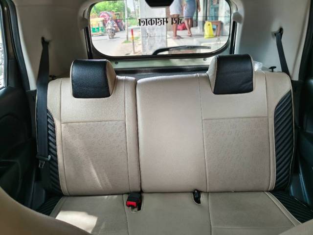 https://images10.gaadi.com/usedgaadi-sellcar/UsedCar/f53cdce2a/0fa4ad31-ec64-46f8-b1c9-ac0af64d8477.jpg?imwidth=6402