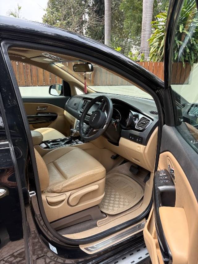 https://images10.gaadi.com/usedgaadi-sellcar/UsedCar/f53ce17fa/1dbb14ca-7f3a-4bbd-94eb-d98e9f6fb00a.jpeg?imwidth=6401