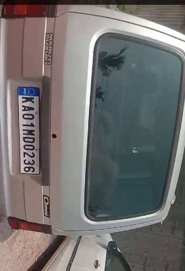 https://images10.gaadi.com/usedgaadi-sellcar/UsedCar/f53d6cb7a/28e108ec-70c1-40a3-b39a-943482db302f.jpg?imwidth=6401