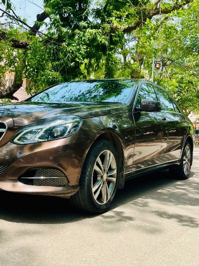 https://images10.gaadi.com/usedgaadi-sellcar/UsedCar/f53da7a1a/9438b487-9989-4528-9954-024c025fc801.jpeg?imwidth=6402