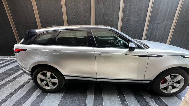 https://images10.gaadi.com/usedgaadi-sellcar/UsedCar/f53dac88a/9462ef33-96e5-427f-82b6-da37adf5db7b.jpeg?imwidth=6401