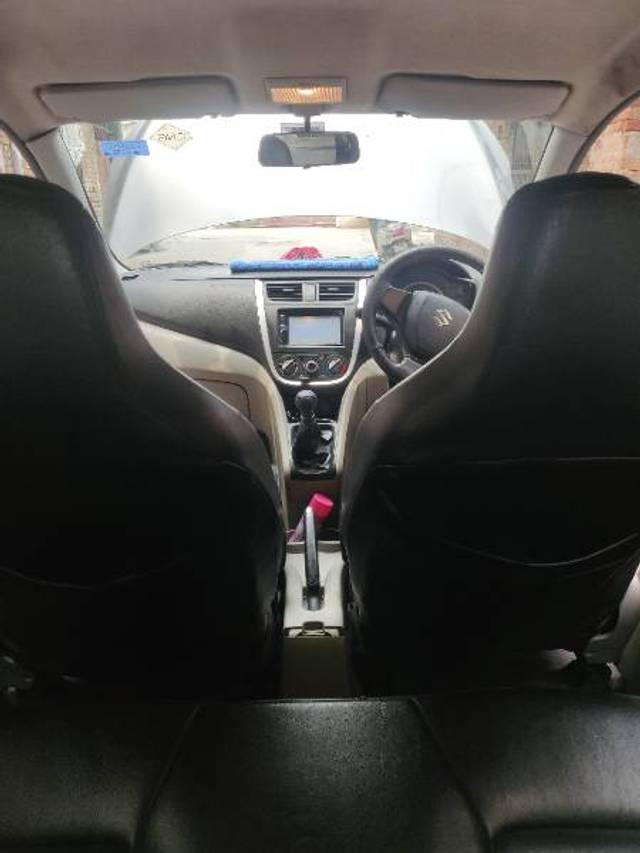 https://images10.gaadi.com/usedgaadi-sellcar/UsedCar/f53e0457a/db61171c-dd2e-470f-802f-9b982f3b195b.jpg?imwidth=6402