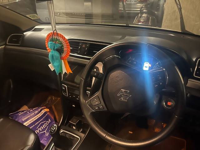 https://images10.gaadi.com/usedgaadi-sellcar/UsedCar/f53e3637a/c5594df4-6dd8-4acc-8bf7-de478aa283b5.jpeg?imwidth=6402