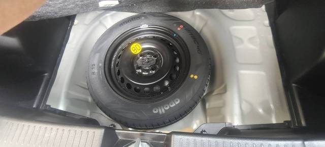 https://images10.gaadi.com/usedgaadi-sellcar/UsedCar/f53fb044a/eda15473-2e31-41a0-b9d2-485cf9614d3e.jpeg?imwidth=6402