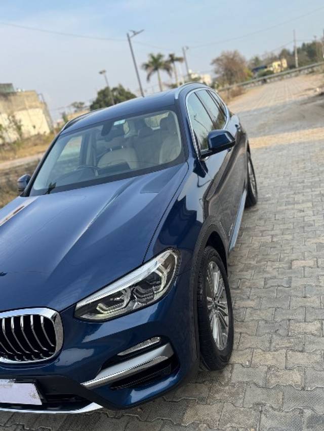 https://images10.gaadi.com/usedgaadi-sellcar/UsedCar/f53fb1eaa/83cd5366-b86a-4261-9992-e988fe09c699.jpeg?imwidth=6400