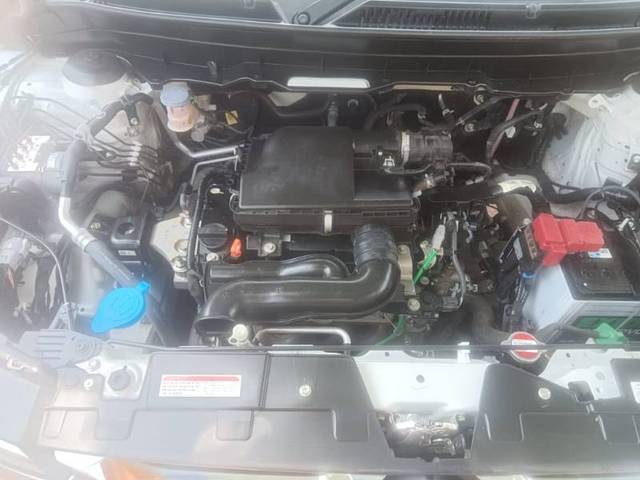https://images10.gaadi.com/usedgaadi-sellcar/UsedCar/f53fe633a/6a2acd3a-f6c0-4977-a5f1-2dbccd3c3419.jpg?imwidth=6400