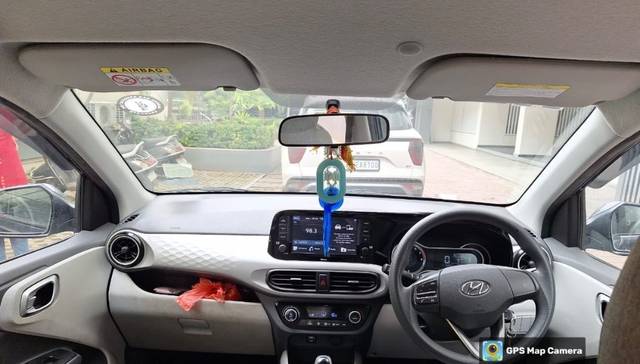 https://images10.gaadi.com/usedgaadi-sellcar/UsedCar/f53ffe0ba/3b9401c8-451c-4e93-b1bb-d35104f035ab.jpeg?imwidth=6402