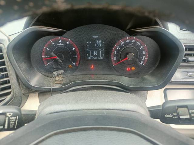 https://images10.gaadi.com/usedgaadi-sellcar/UsedCar/f54001d7a/065aa712-0169-4d70-a477-7467da19ddd3.jpg?imwidth=6400